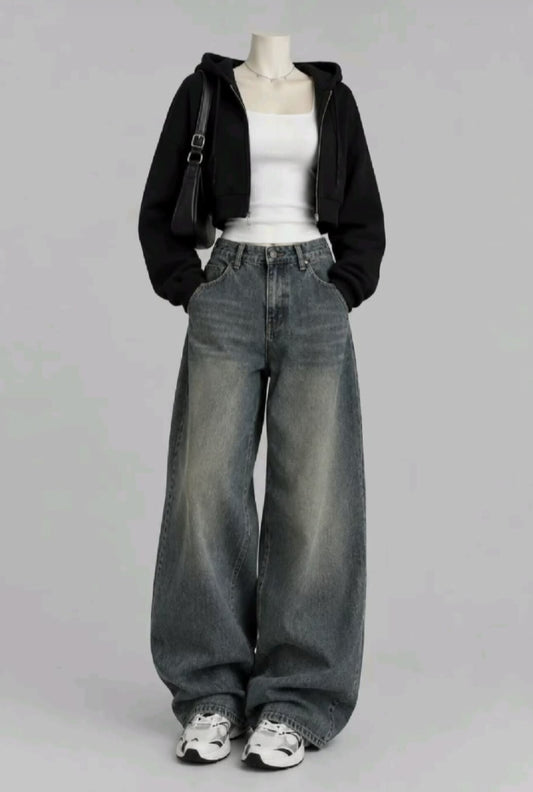 BLACK CROP ZIP HOODIE WITH WHITE INNER TEE AND VINTAGE DARK BLUE FADED JEANS (Copy 5)