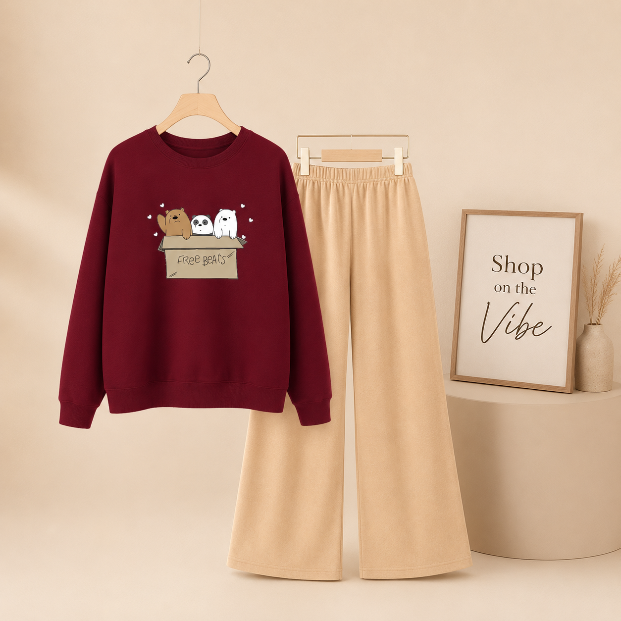 FREE BEAR MAROON SWEATSHIRT WITH BEIGE FLAPPER
