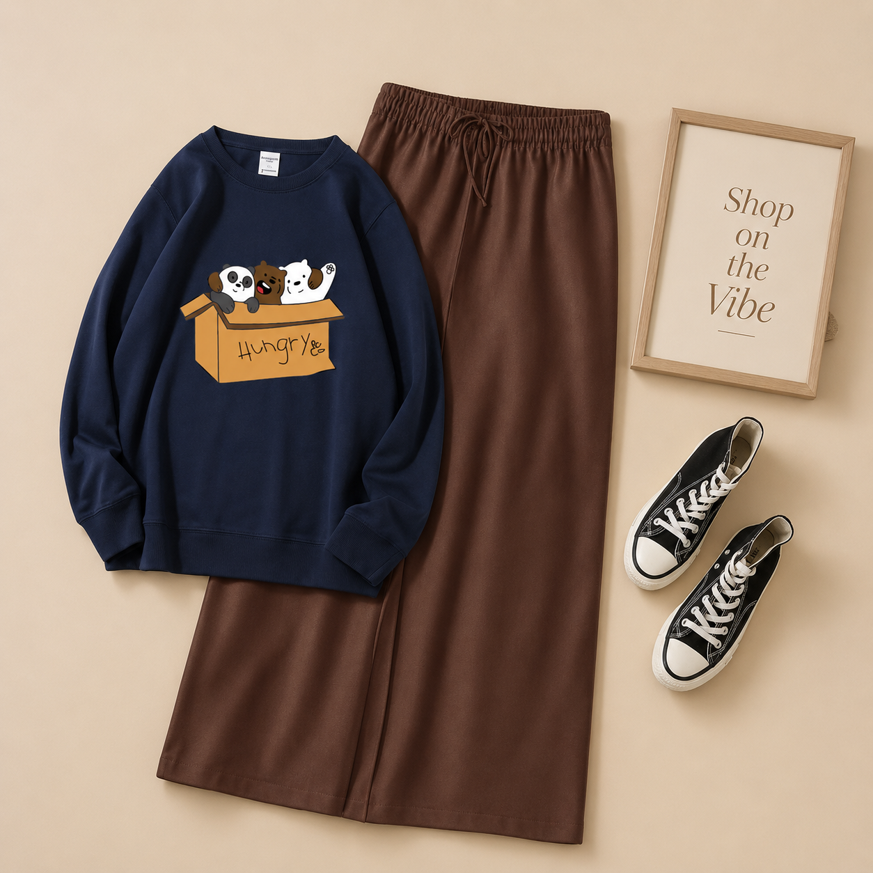 HUNGRY BEAR NAVY BLUE SWEATSHIRT WITH BROWN FLAPPER