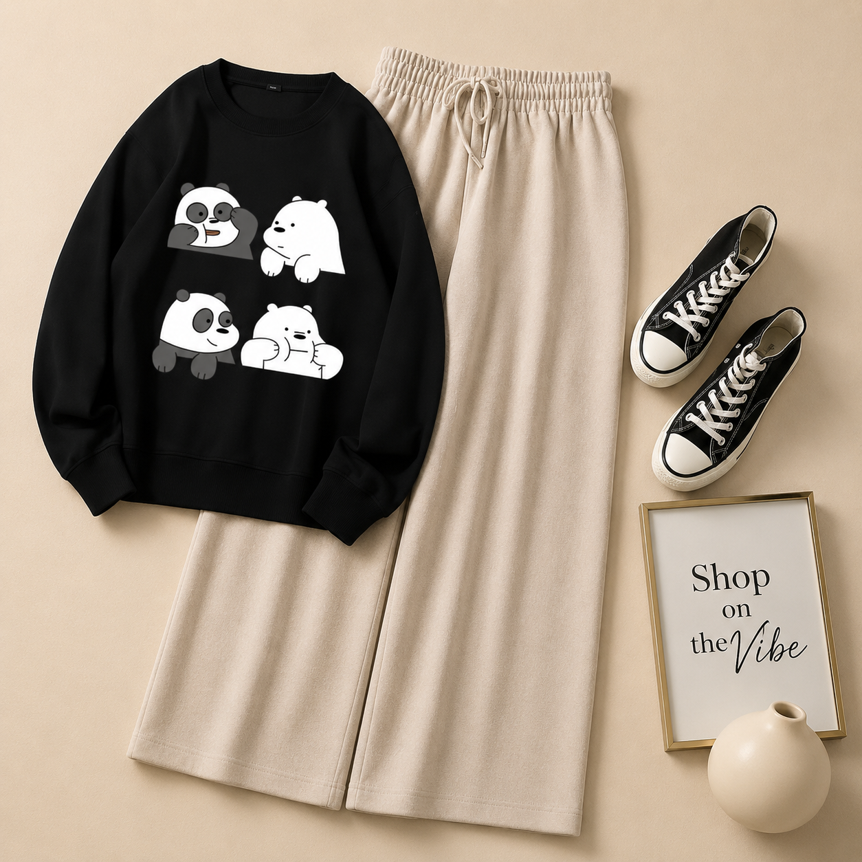 4 BEARS BLACK SWEATSHIRT WITH BEIGE FLAPPER