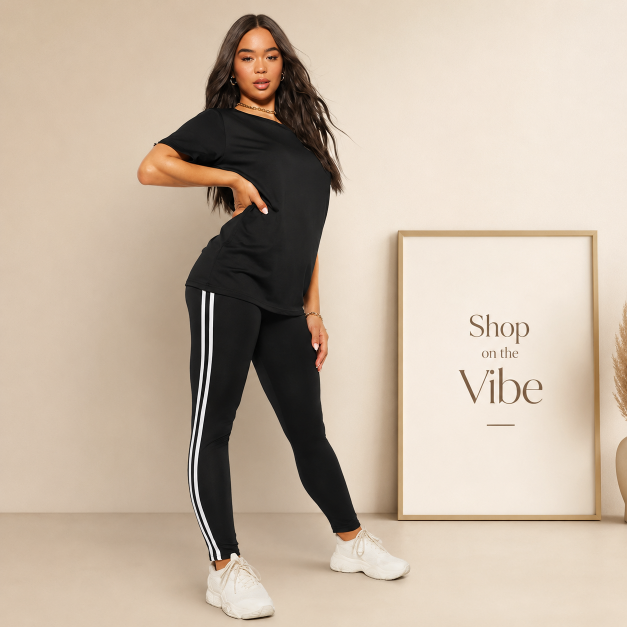 BLACK WHITE SIDE LINE TRACKSUIT