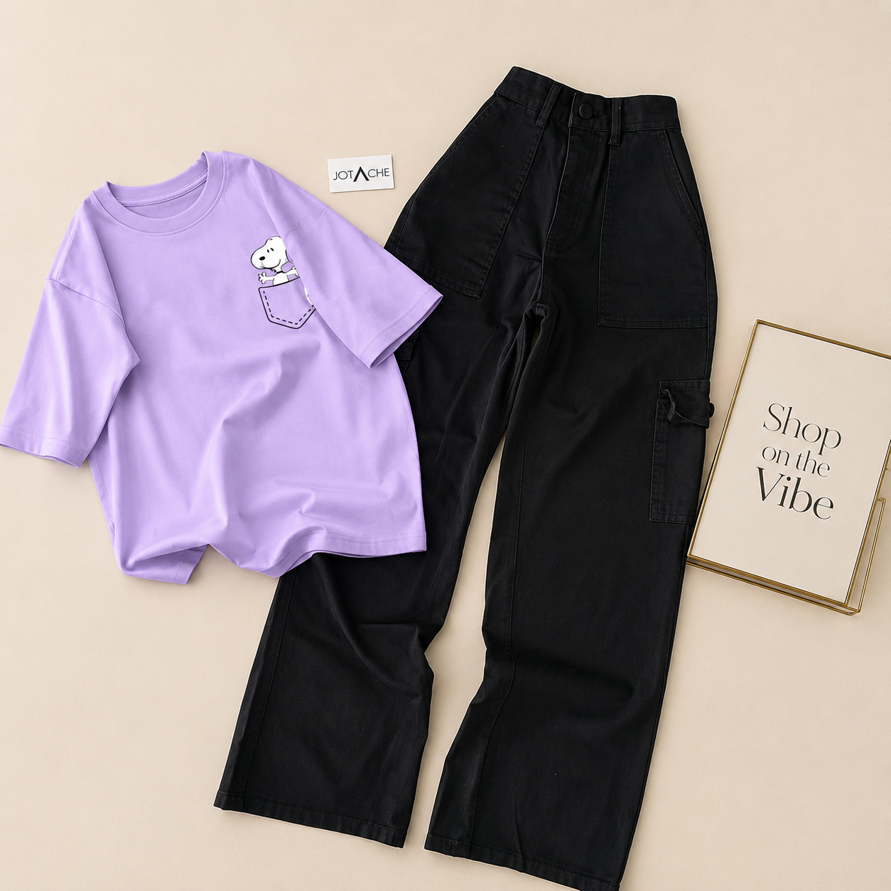 LILAC TEE POCKET PUPPY WITH BLACK CARGO JEANS