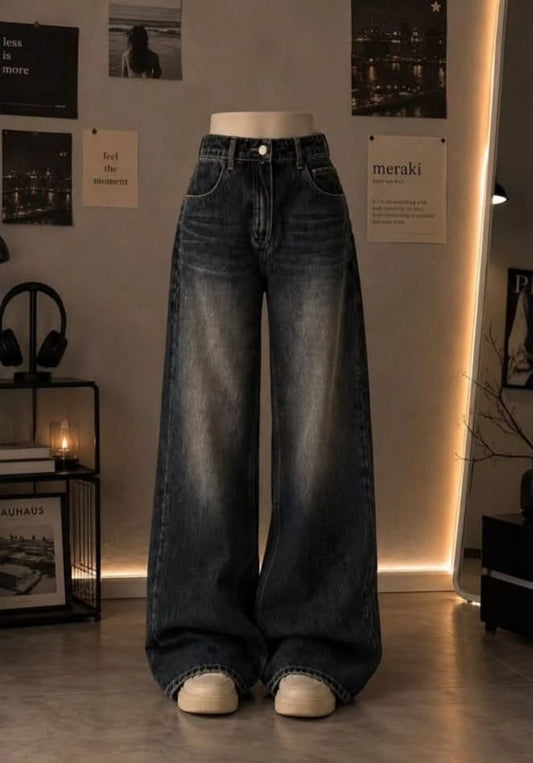 VINTAGE BLACK FADED JEANS