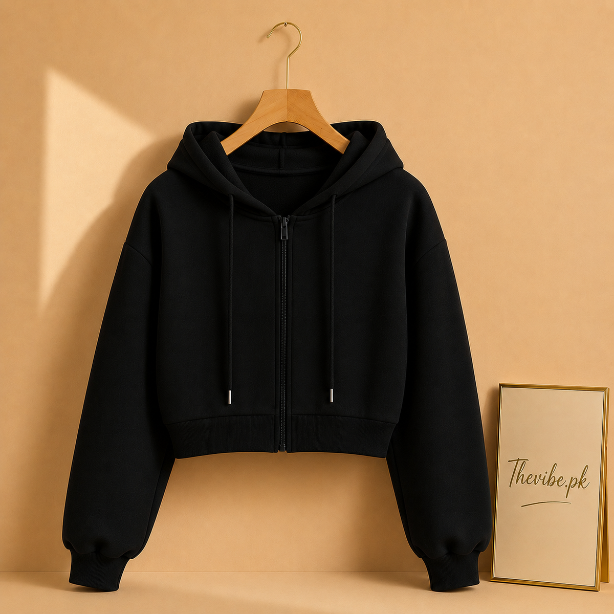 BASIC BLACK CROP ZIPPER HOOD