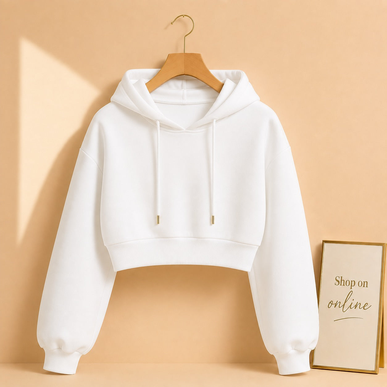 WHITE CROP HOOD
