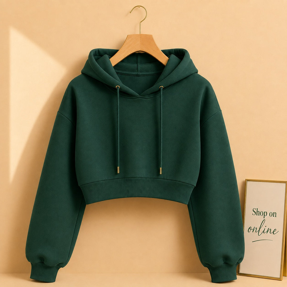 BOTTLE GREEN CROP HOOD
